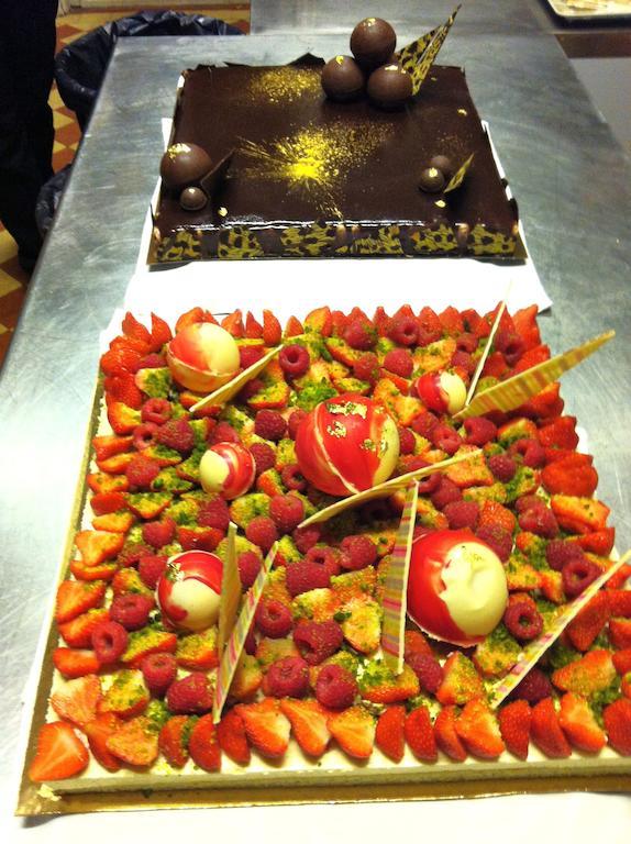 Chateau Des Saveurs Saint-Sauveur-dʼÉmalleville Exteriör bild